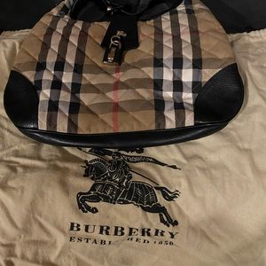 Authentic Burberry vintage Nova Check quilted twill and leather bag